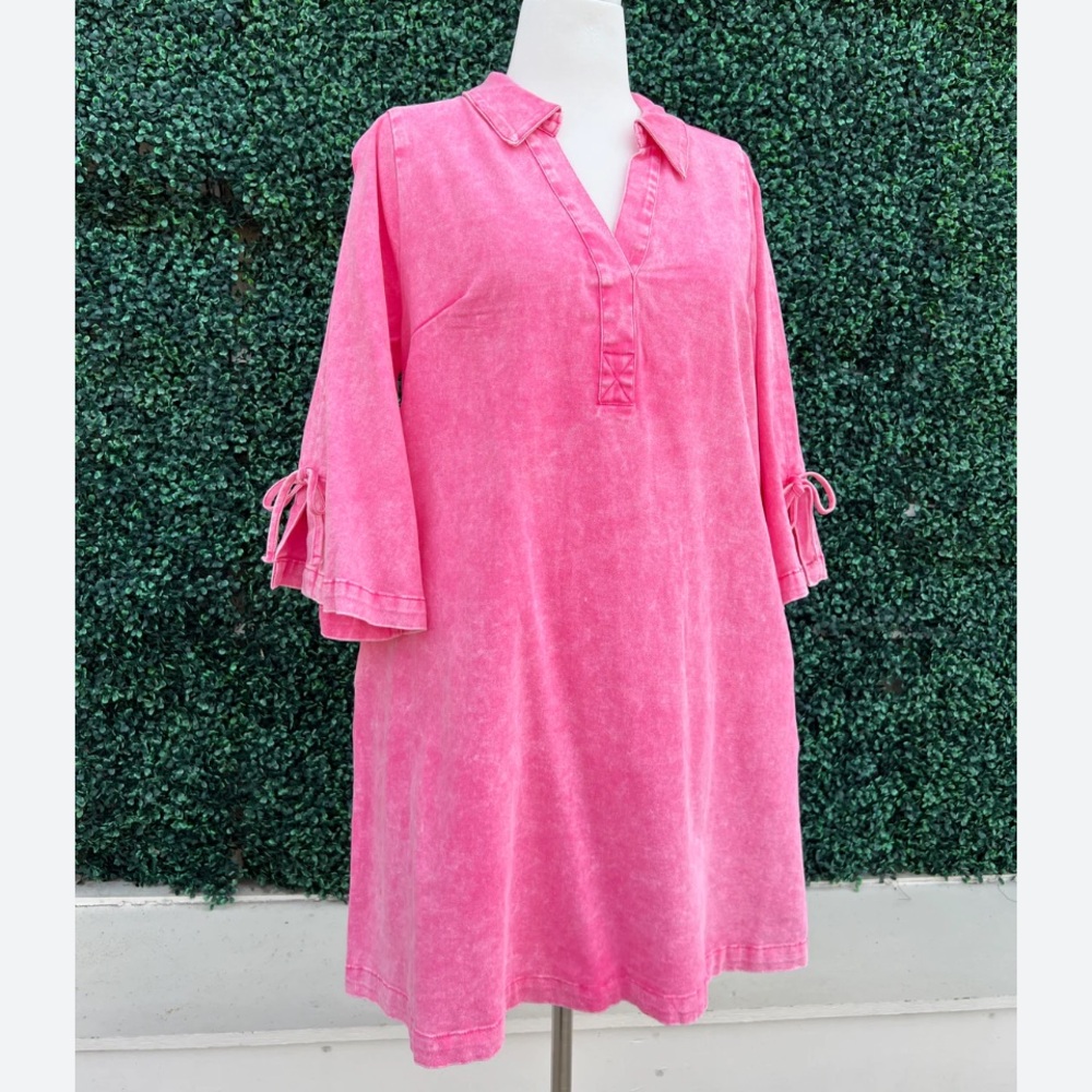Bohemian Butterfly Sleeve V Neck Dress in vibrant Pink NWT - Picture 2 of 7